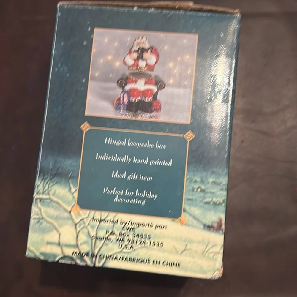 Santa trinket box